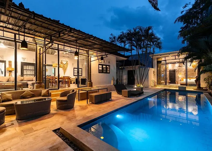 Umalas 4br Haven With Private Pool Near Canggu (Bali)