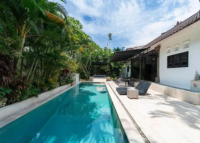 Umalas 4br Haven With Private Pool Near Villa Canggu (Bali)