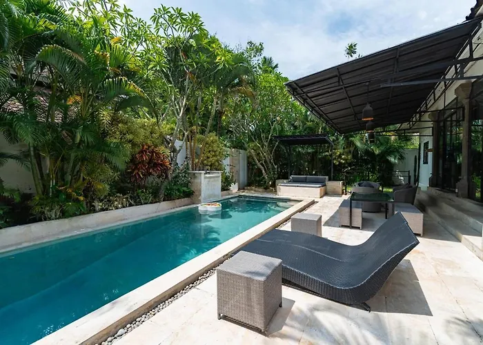 Umalas 4br Haven With Private Pool Near Villa