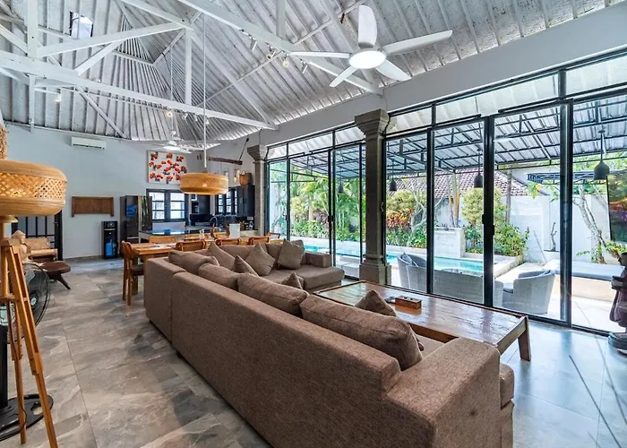 Umalas 4br Haven With Private Pool Near * Canggu (Bali)
