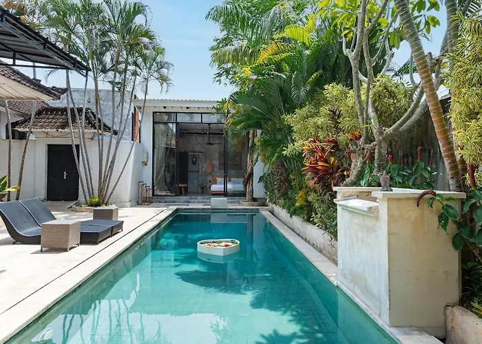 Villa Umalas 4br Haven With Private Pool Near