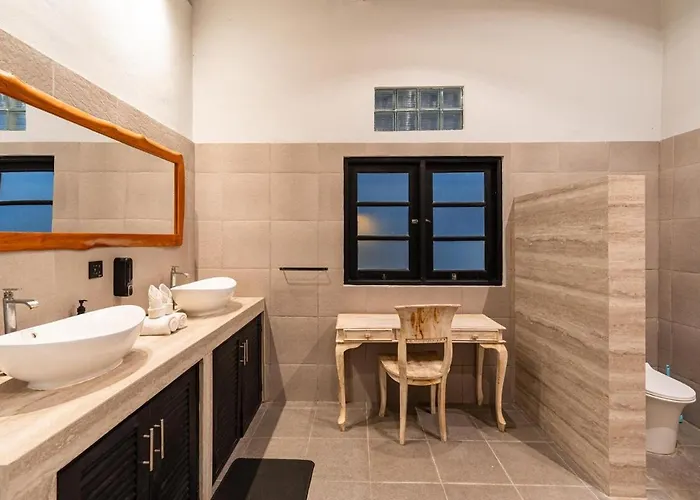 Umalas 4br Haven With Private Pool Near *