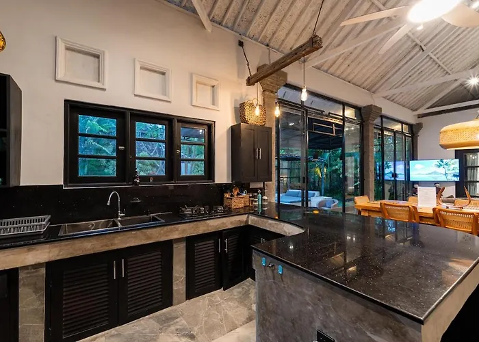 Umalas 4br Haven With Private Pool Near * Canggu (Bali)