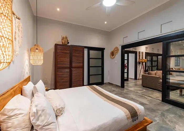 Villa Umalas 4br Haven With Private Pool Near