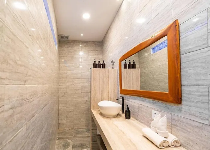 Umalas 4br Haven With Private Pool Near Villa *